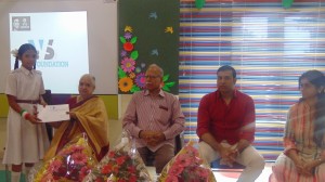 VVS Foundation SATYARAM Scholarship Certificate for students is awarded by VVS Laxman sir, Sailaja madam followed by Shantaram sir and Satyabhama madam